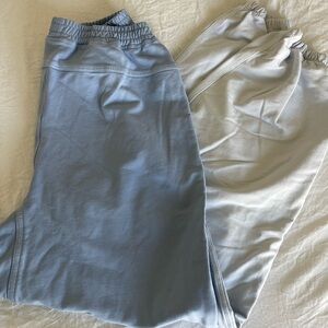 BNWT blue ombré sweats size 4